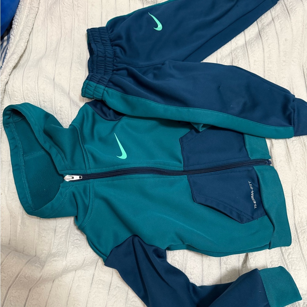 Nike Navy and Teal Therma-Fit Pants